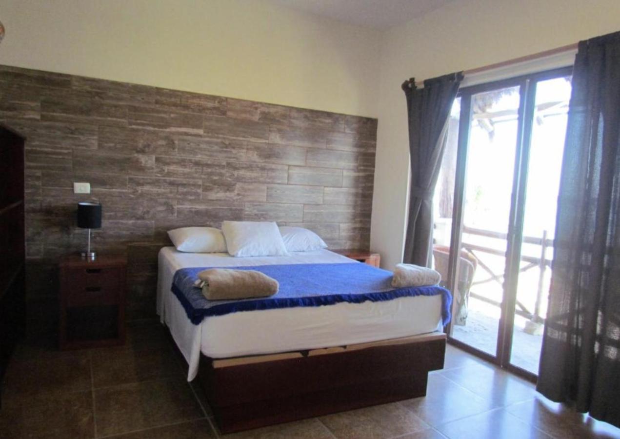 Porto Coral Hotel & Suites Chetumal Exterior photo