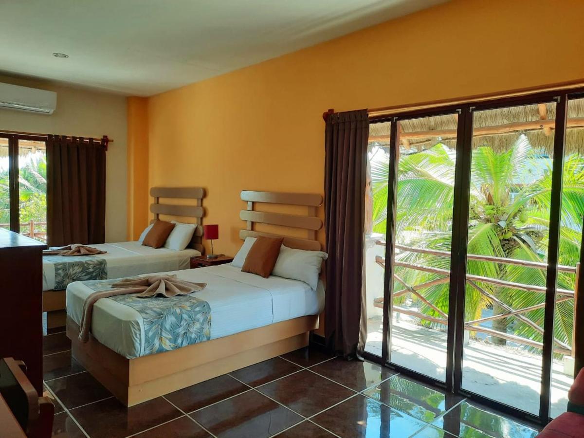 Porto Coral Hotel & Suites Chetumal Exterior photo