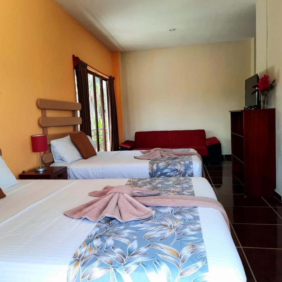 Porto Coral Hotel & Suites Chetumal Exterior photo